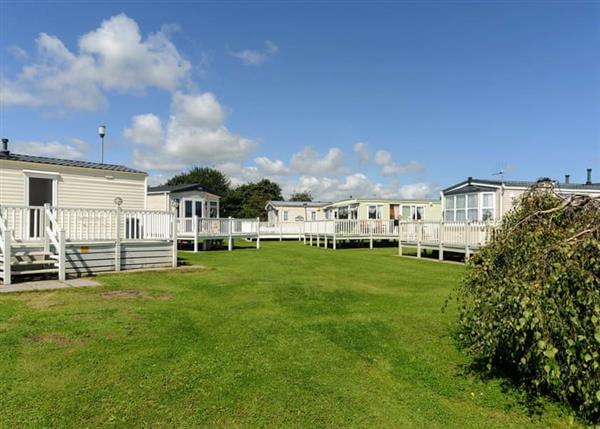 Relax and Explore North Shore Holiday Park, Lincolnshire