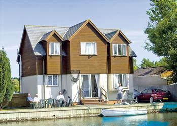 Relax and Explore Summer Leisure, Norfolk