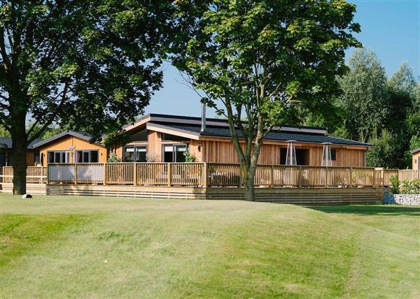 Lodge Escape The Manor Resort, South Humberside