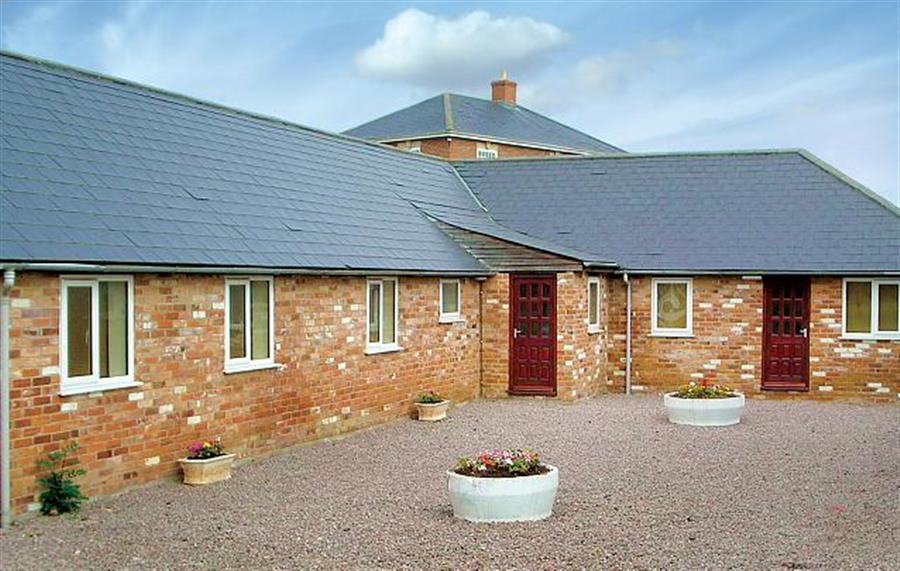 Hartledge Farm Cottages Gloucester Gloucestershire Self