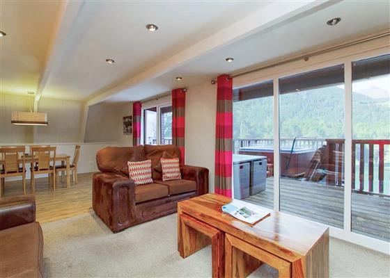 Image showcasing Lochgoilhead Lodges - Cairndow, Lochgoilhead, on the Drimsynie Estate ...