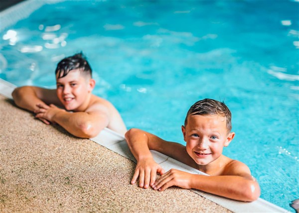 Essential Clover Caravan (Sleeps 6) in 