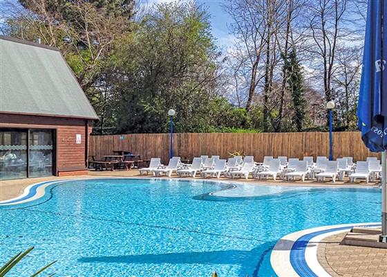 4 Berth Luxury Wooden Lodge With Hot Tub