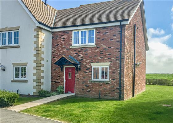 6 Berth Comfort Cottage Pet Friendly Twin