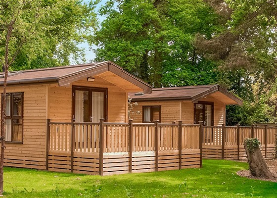 6 Berth Comfort Lodge 3 Bed*