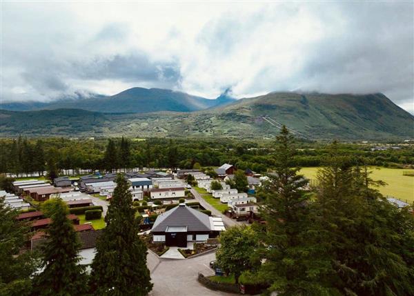 Nevis Hot Tub Family Lodge 2 at Ben Nevis Holiday Park in Camaghael, Fort William, Inverness-Shire