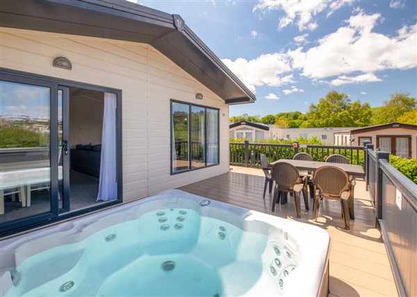 Deluxe Plus 2 Bed HT at Hoburne Doublebois in 