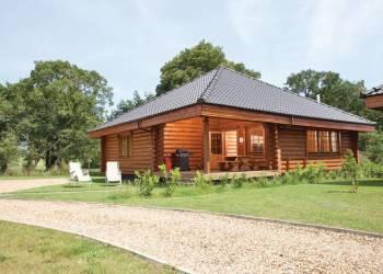 Grebe Lodge at Langmere Lakes Lodges in Norwich, Norfolk