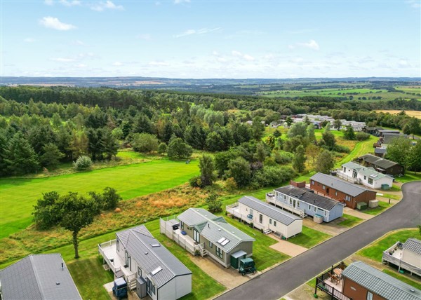 Autograph Junior Lodge 3 Bed with Hot Tub Pet at Percy Wood Golf and Country Park in 