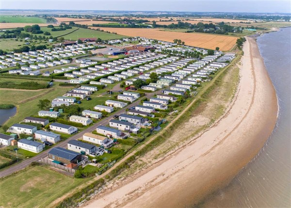 Elite Holiday Home in 