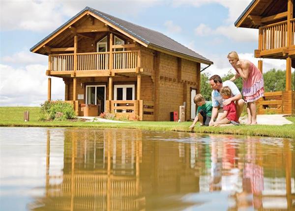 Willow Waterside VIP at Woodland Lakes Lodges in Thirsk, Carlton Miniott