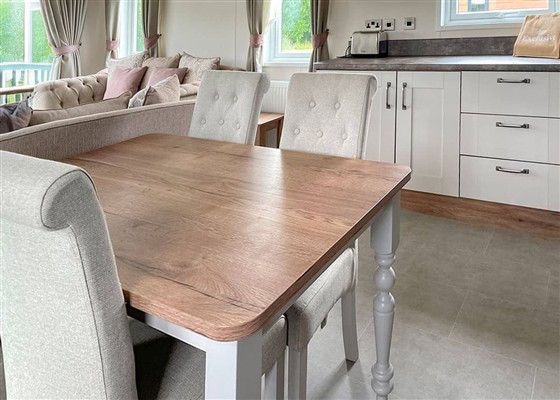 Exclusive Lakeside 6 Caravan with Private Peg (Pet