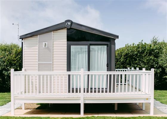 Gold 3  Caravan (slps 6) with decking (Pet)