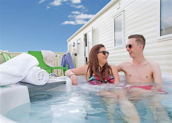 Gold 6 Hot Tub Caravan