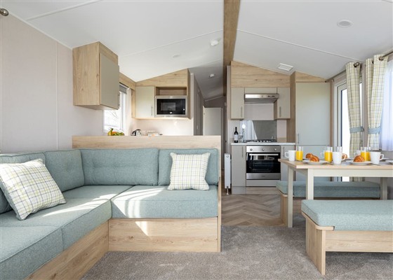 Gold Plus 3 Caravan with Decking (Pet)