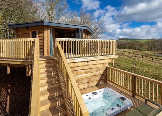 Hartington Treehouses