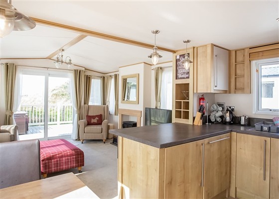 Indulgent 6 Caravan with Hot Tub