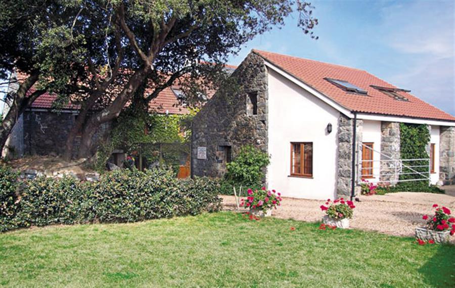 La Pointe Apartments Guernsey, Channel Islands Self catering