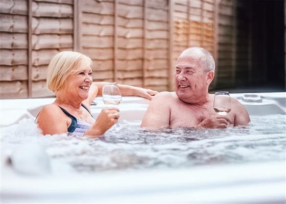Limetree Lodge 2 Hot Tub