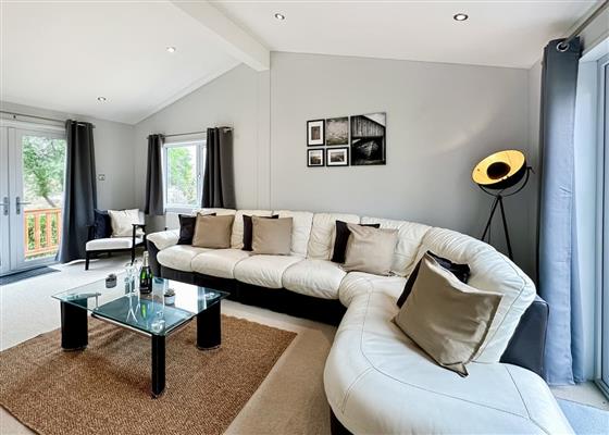 Mullion 4 Bed HT