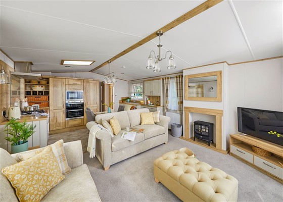 Platinum 2 Caravan with Decking (Pet)