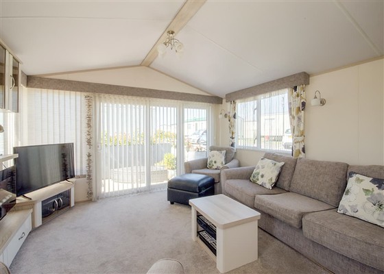 Platinum 2 Caravan with Decking