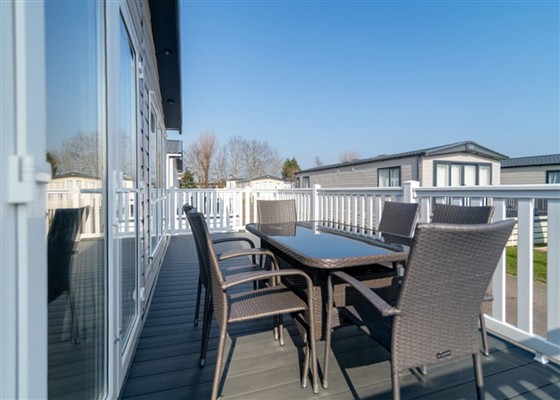 Platinum 3 Pet Friendly Lodge with Hot Tub