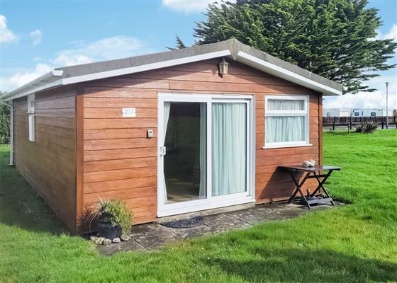 Silver 2 Bed Sun Cabin - Pequena Jaya