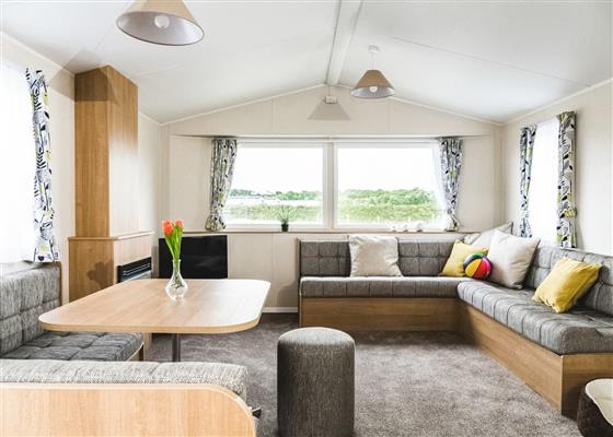 Silver Plus 2  Caravan (slps 4) (Pet)