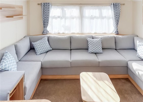 Silver Plus 2 Caravan