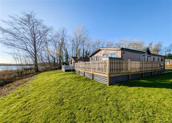 Silverdale 29 Pet