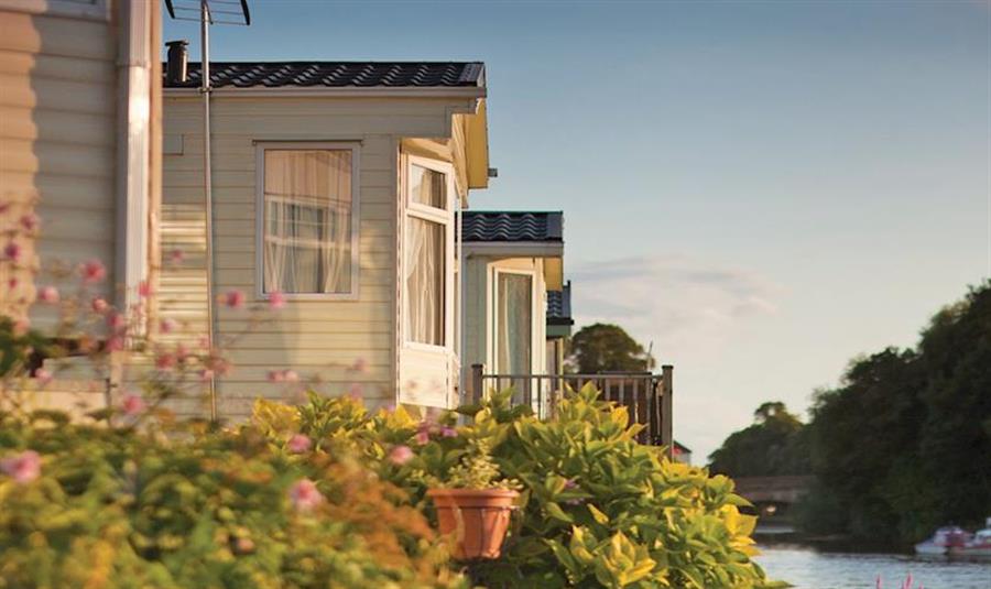 Weir Meadow Park Evesham, Worcestershire Self catering holidays and